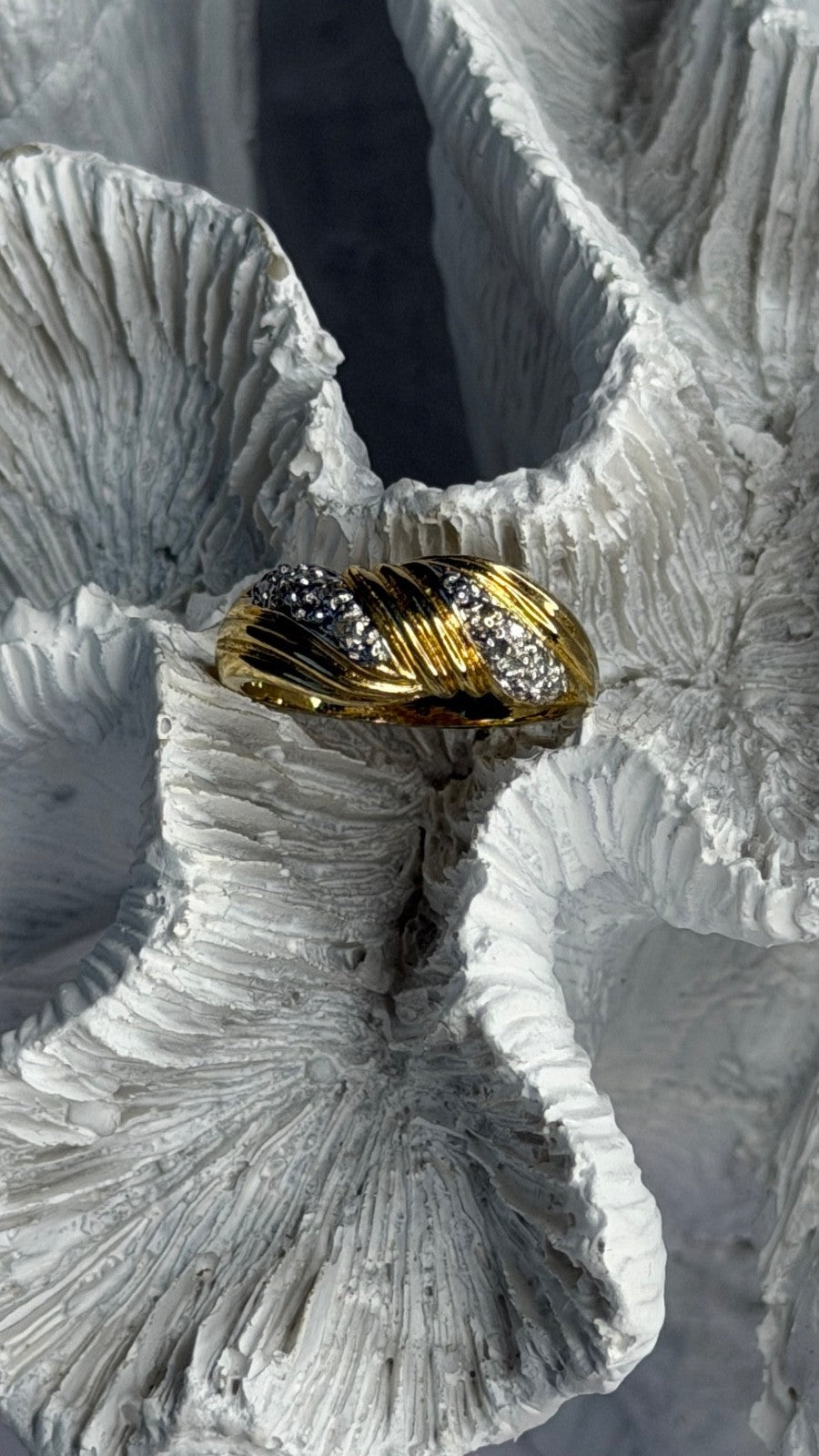 925 Sterling Silver Gold Plated Diamond Ring Size 6.5
