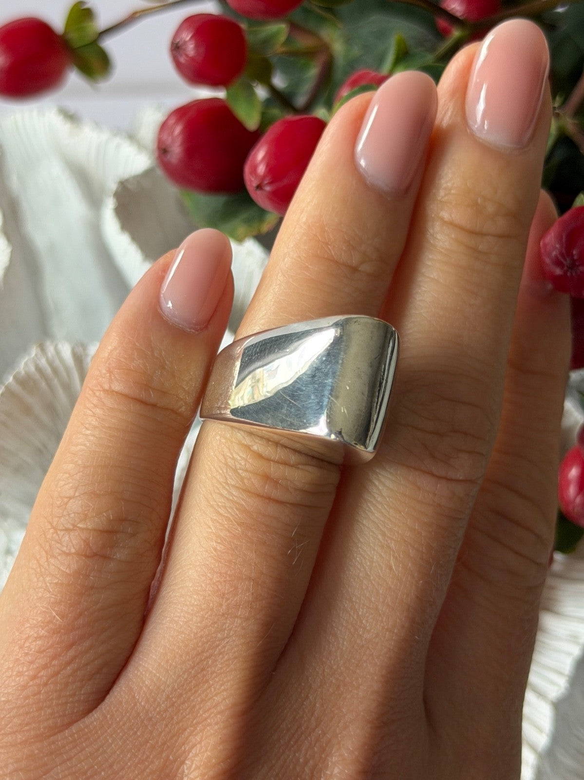 Fashion Design 925 Sterling Silver Ring Size 6