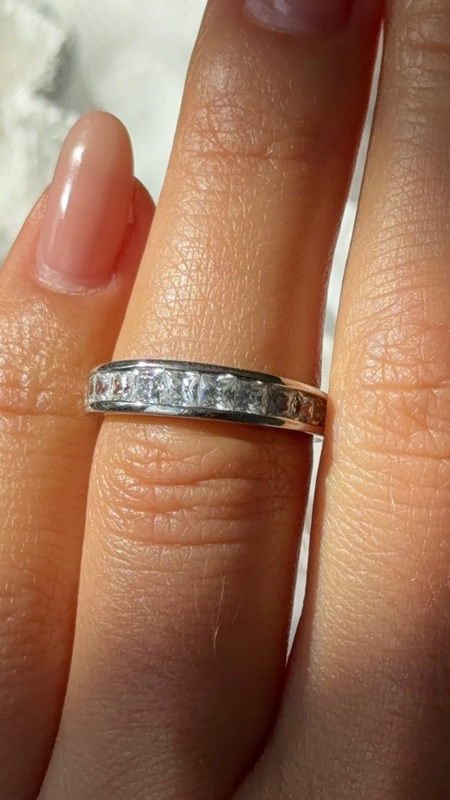 Shiny 925 Sterling Silver Cz Ring Size 6