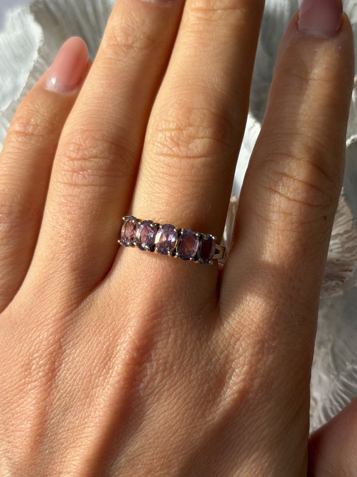 925 Sterling Silver 5 Amethysts Ring Size 8