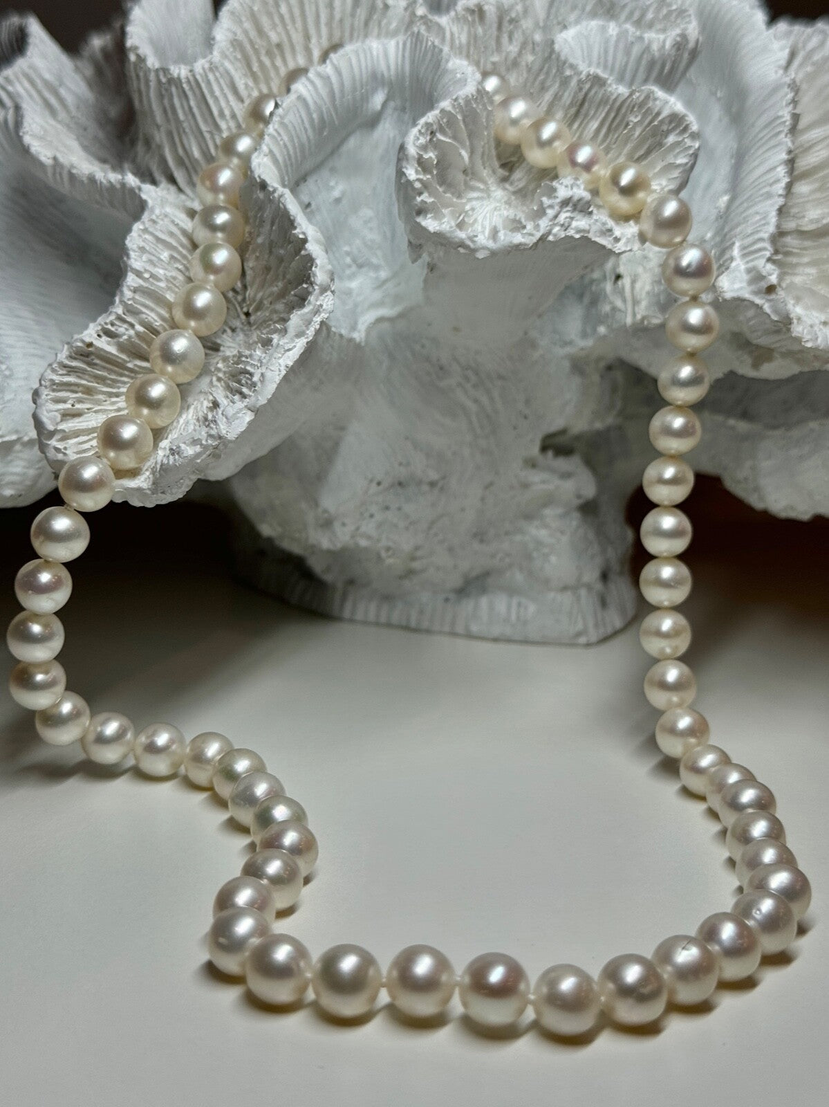 14K White Gold Clasp Fresh Water Pearl Necklace 18 Inch