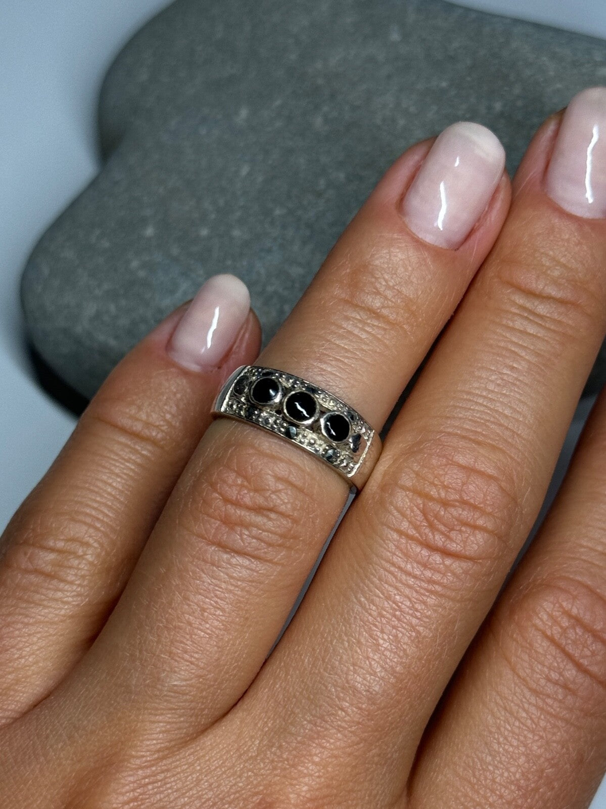 925 Sterling Silver Onyx Ring Size 5