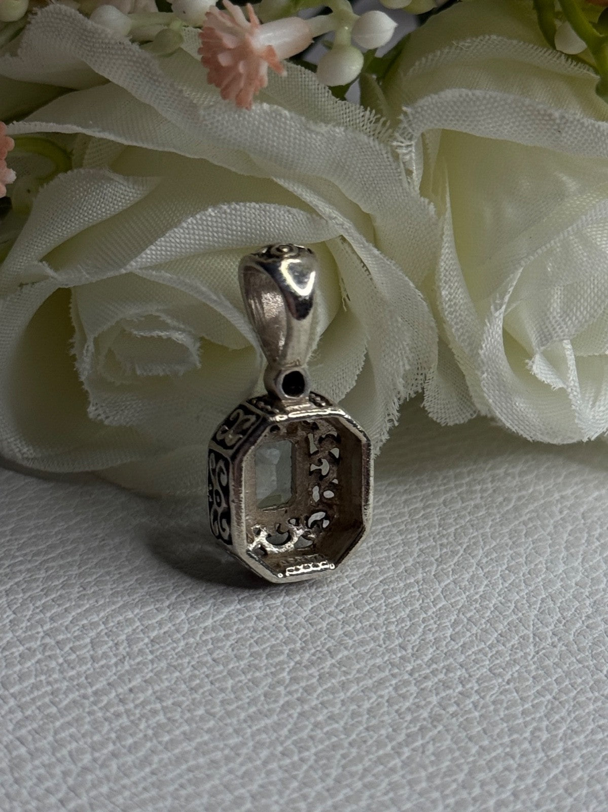 925 Sterling Silver Blue Topaz Pendant Length 1 Inch