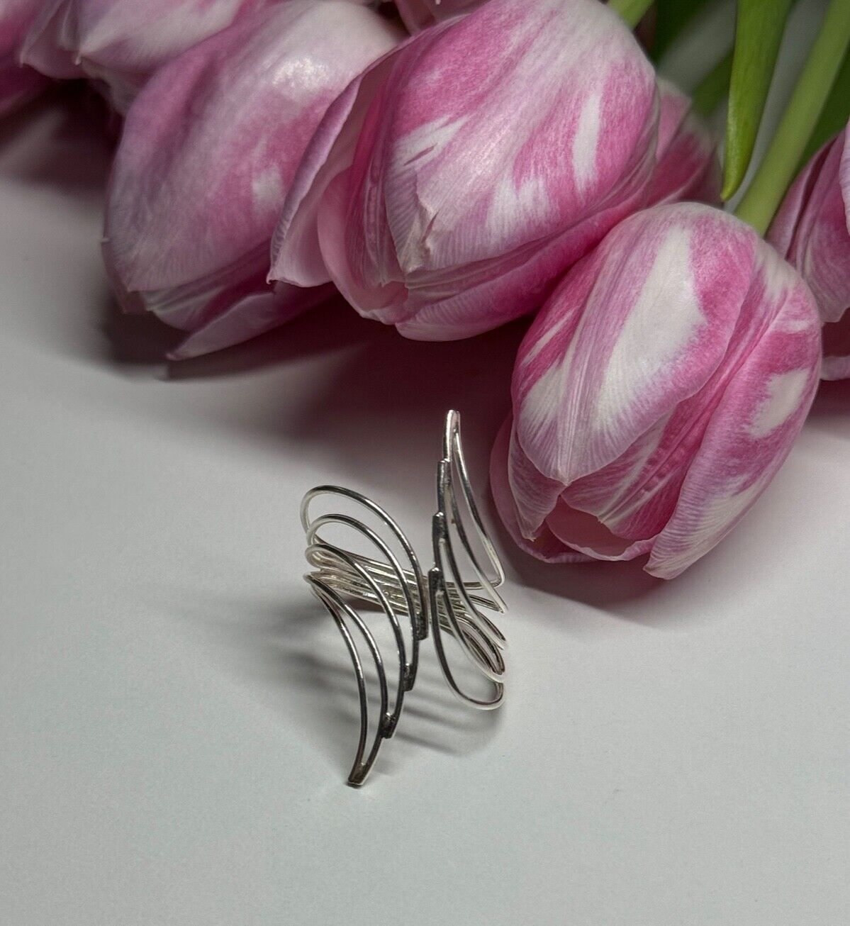 925 Sterling Silver Ring Size 7.5