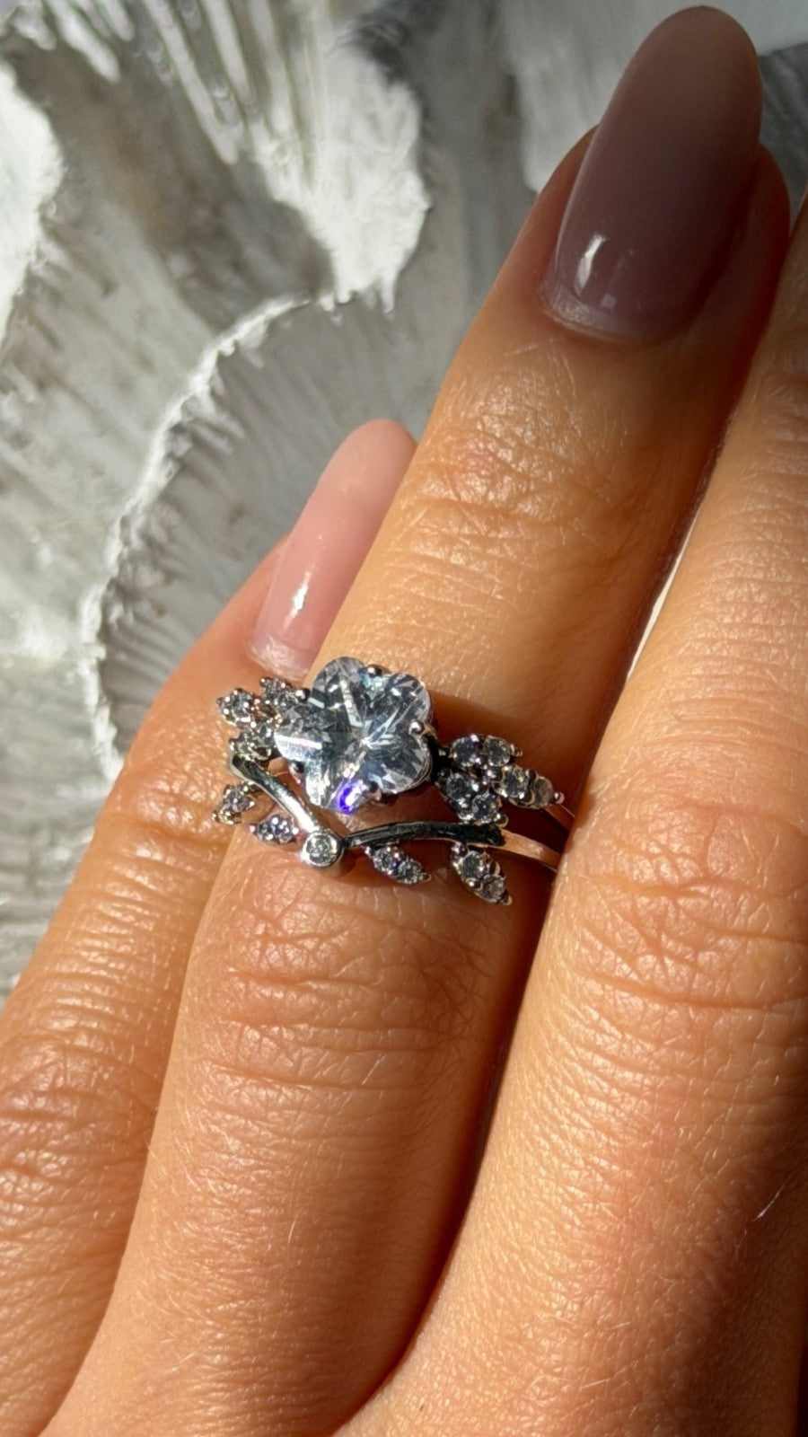 925 Sterling Silver White Topaz Flower Ring Size 5