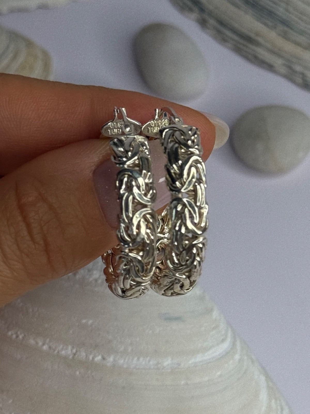Beautiful Design 925 Sterling Silver Hoop Earrings Length 1.30 Inch