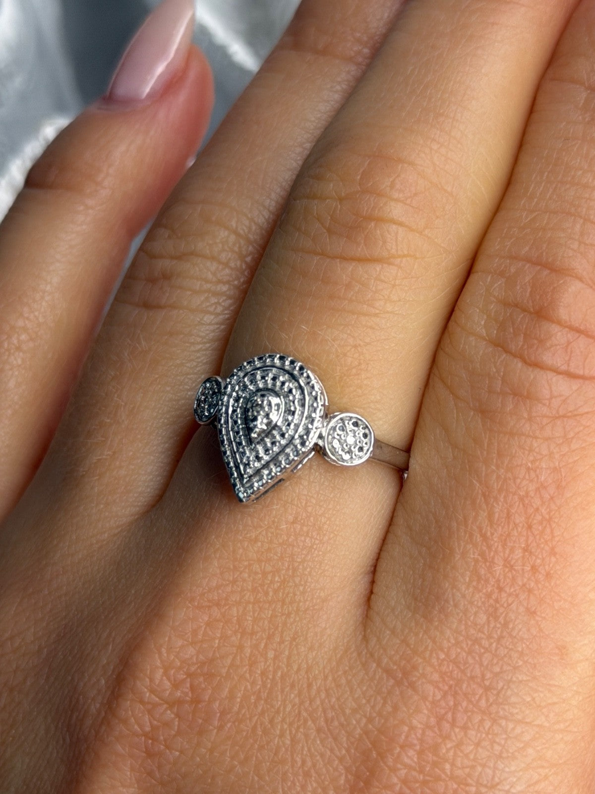 925 Sterling Silver Diamond Ring Size 7