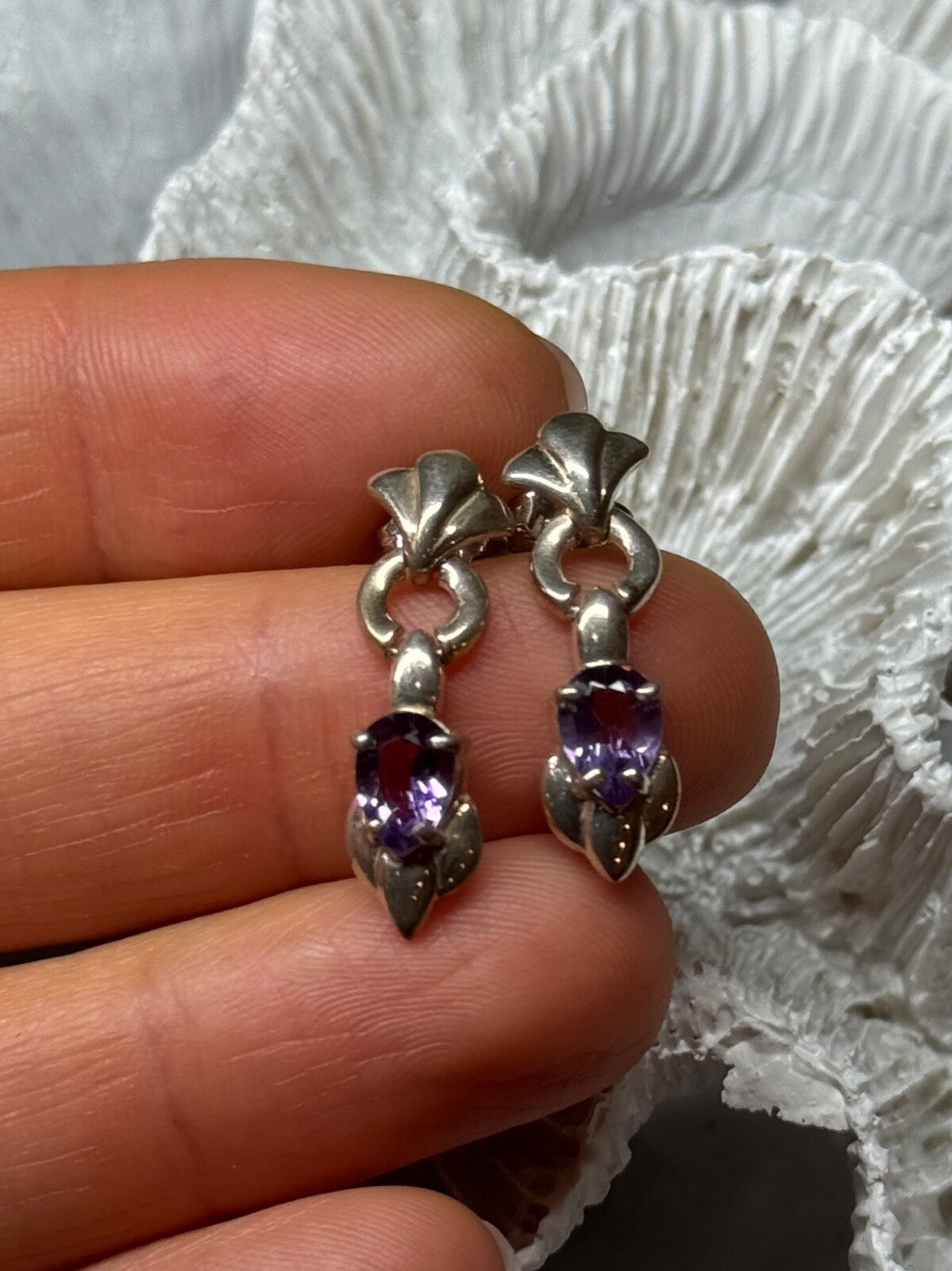 925 Sterling Silver Amethyst Earrings Length 1 Inch