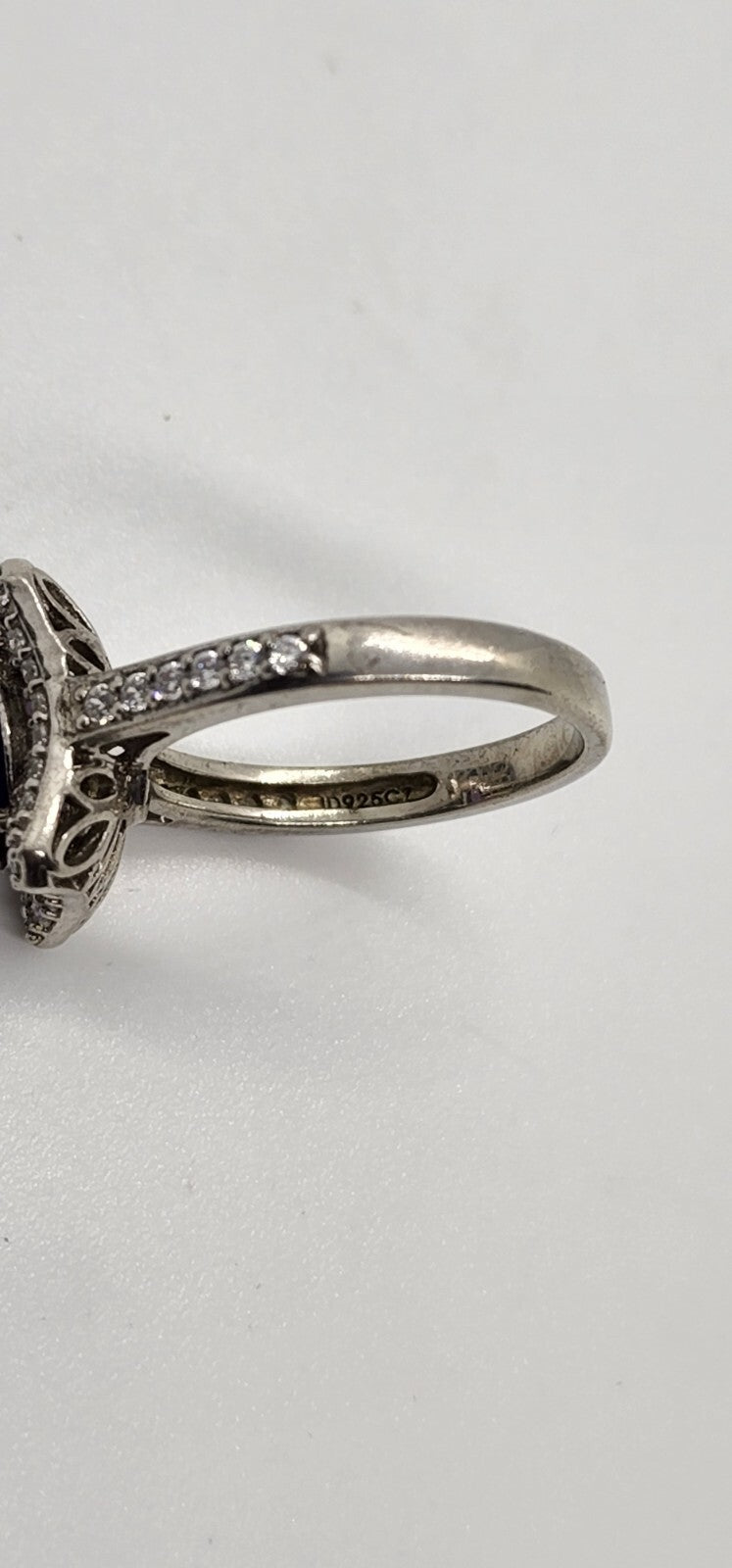 925 Sterling Silver Amethyst & ?z Ring Size 7