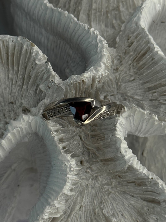 925 Sterling Silver Garnet & Beryl Ring Size 6.5