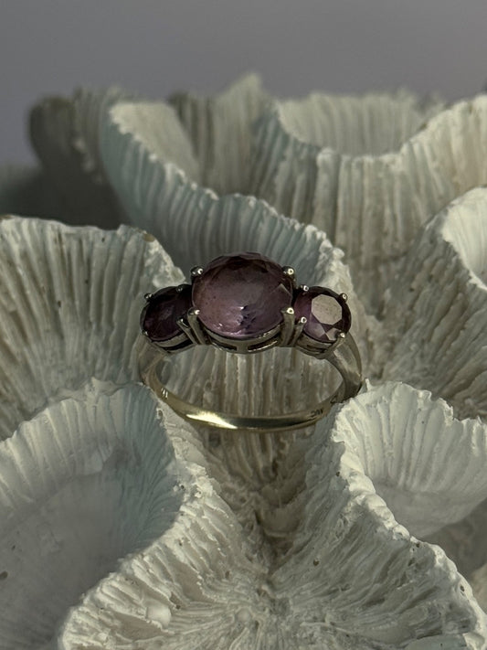 925 Sterling Silver Beautiful Amethyst Ring Size 10