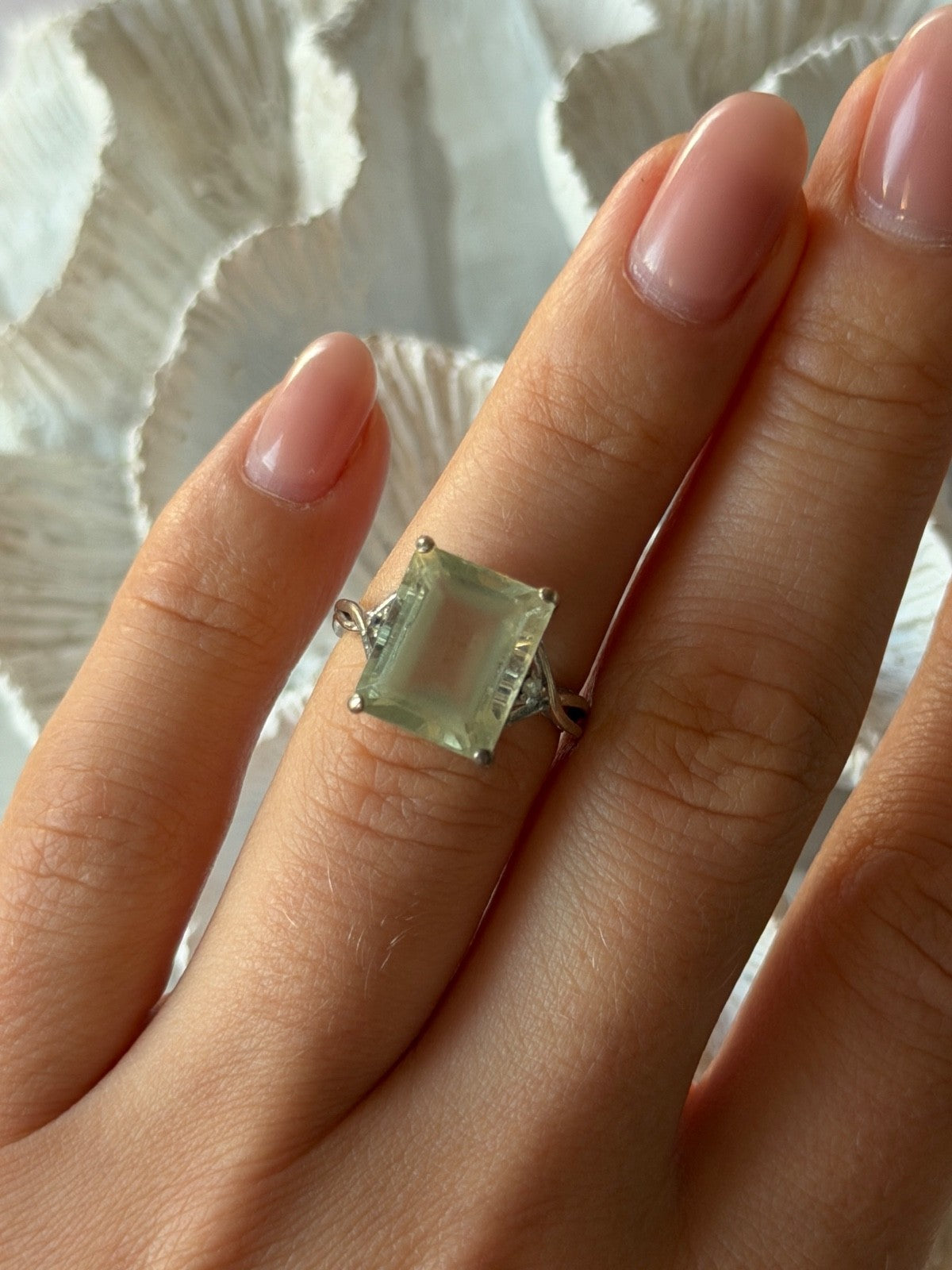 925 Sterling Silver Green Quartz & White Topaz Ring Size 6