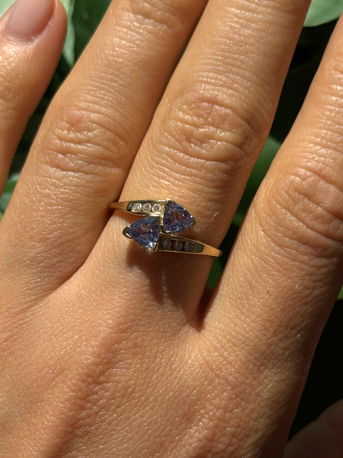 Elegant 14K Yellow Gold Tanzanite & Diamond Ring Size 8.5