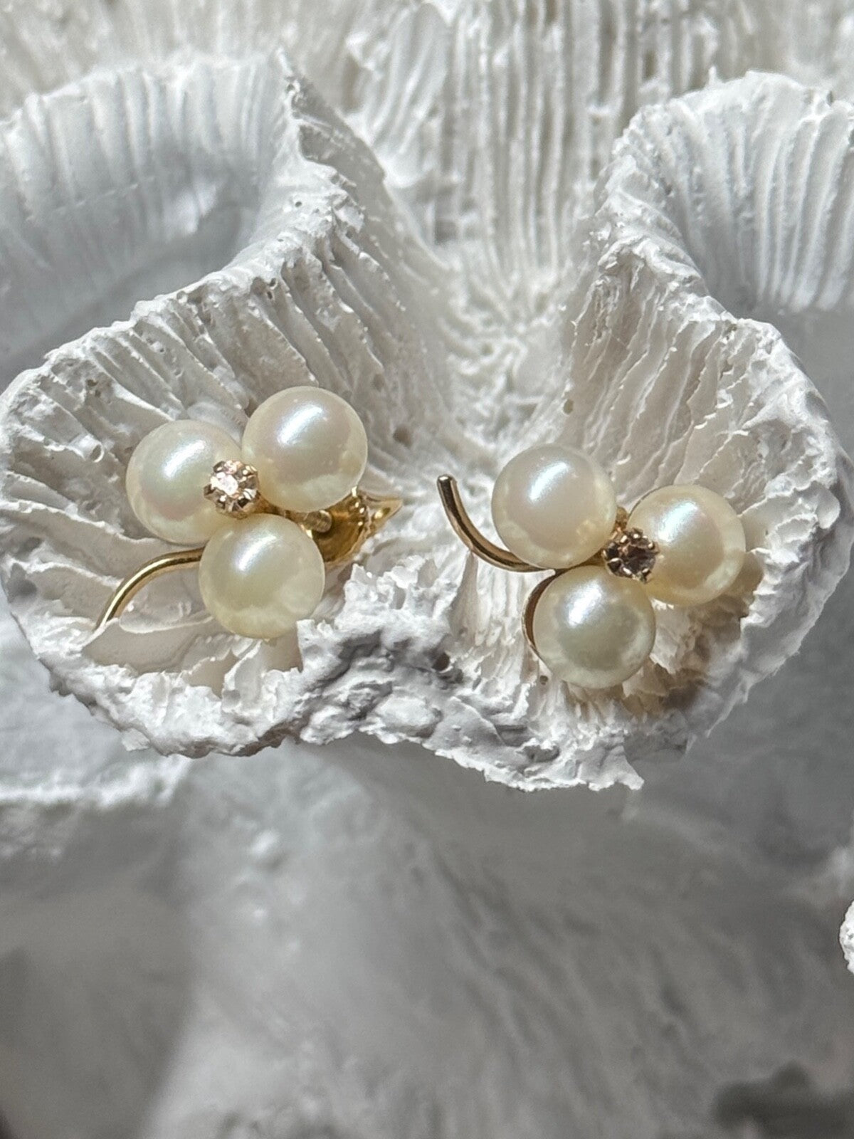 10K Yellow Gold Pearls & Diamonds Earrings Length 0.5 Inch