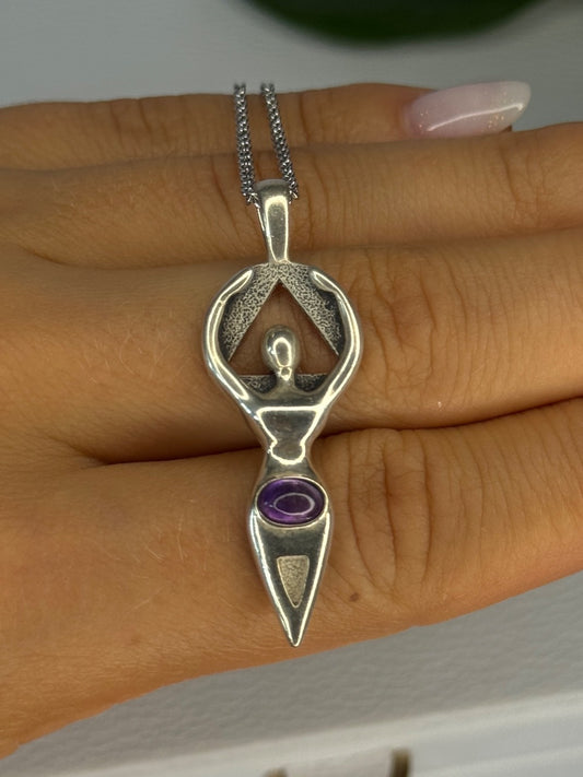 925 Sterling Silver Amethyst "Figure" Chain With Pendant Length 18 in