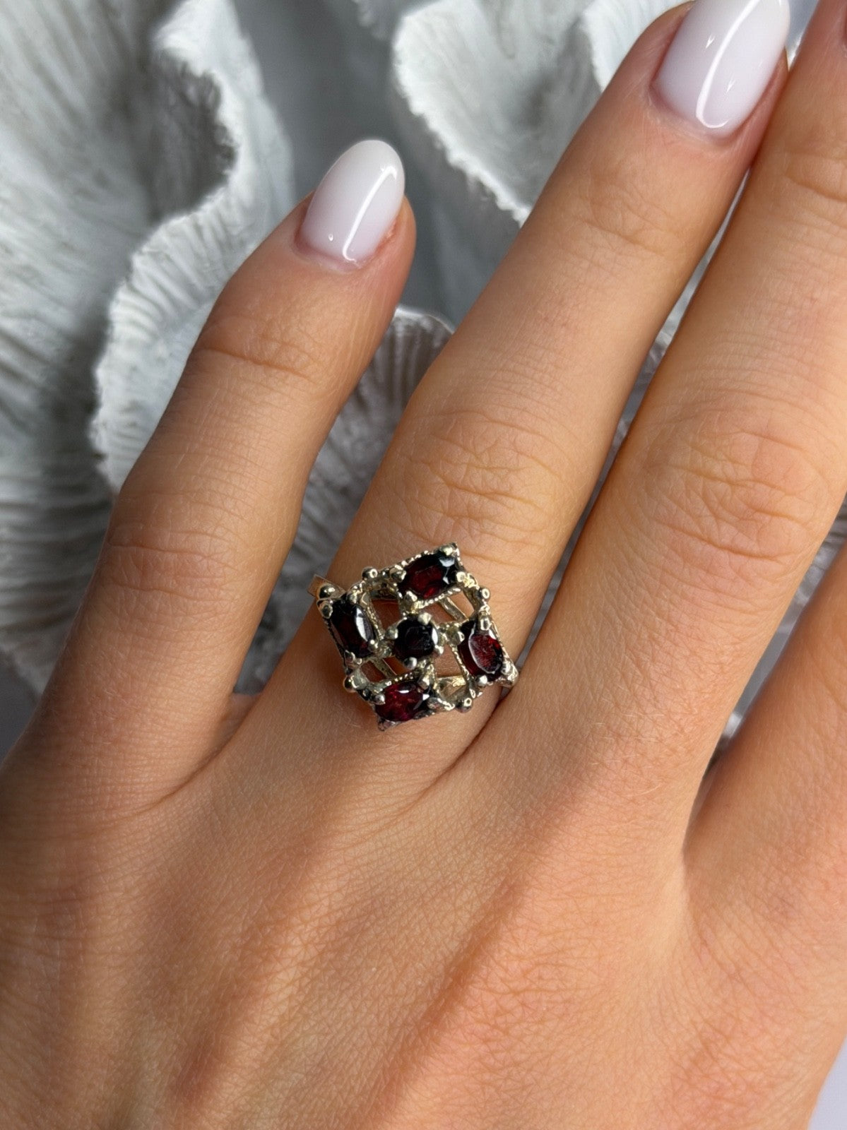 Vintage 925 Sterling Silver Garnet Ring Size 7