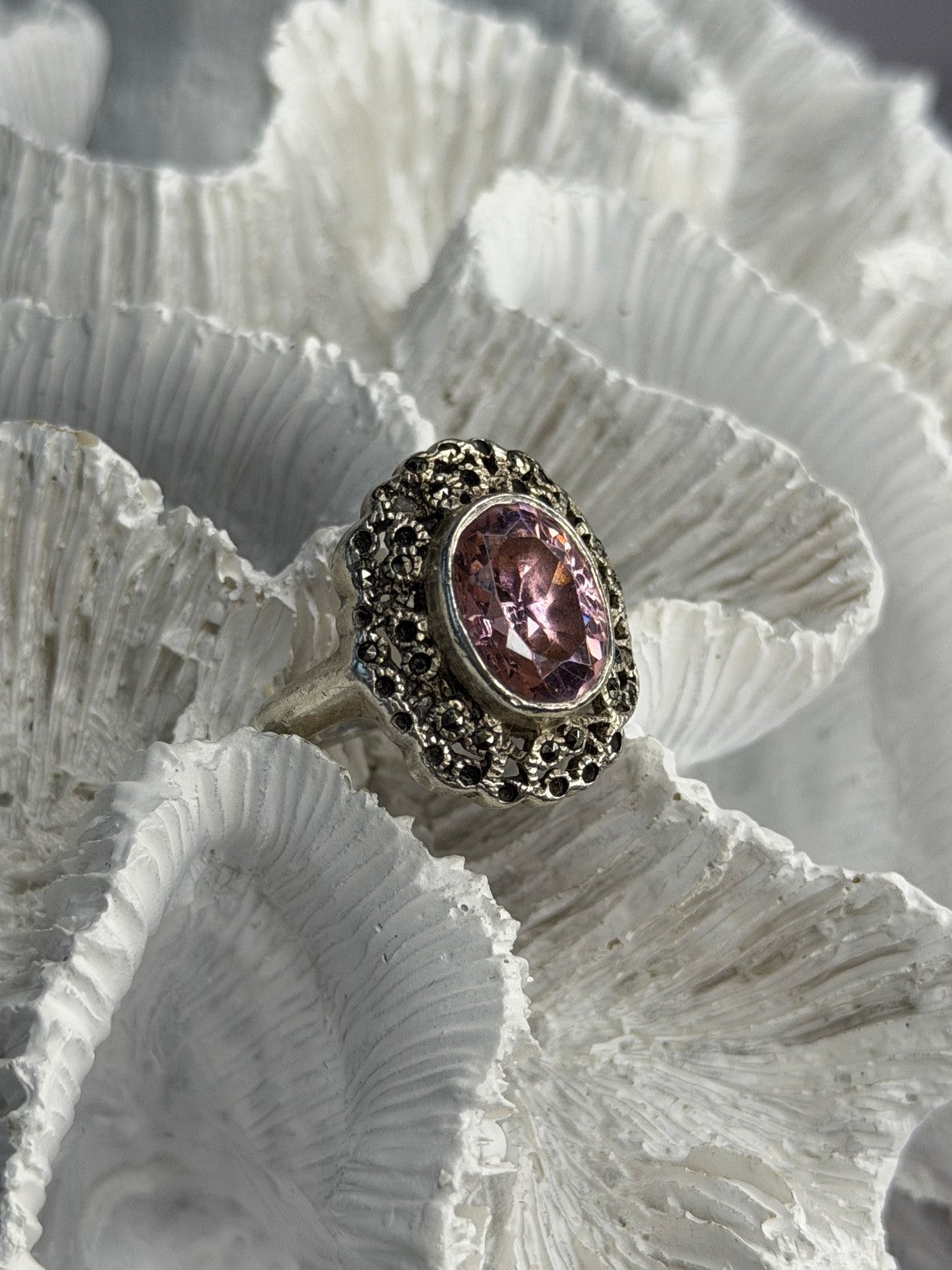 Vintage 925 Sterling Silver Morganite & Marcasite Ring Size 7
