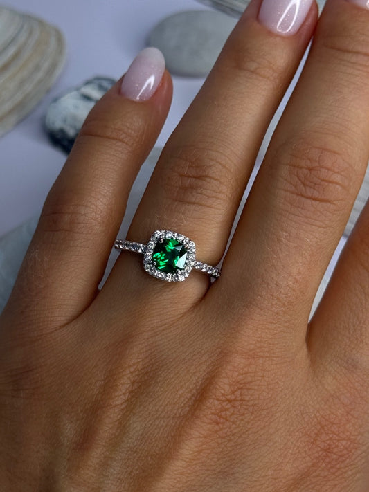 925 Sterling Silver Emerald & Beryl Ring Size 7