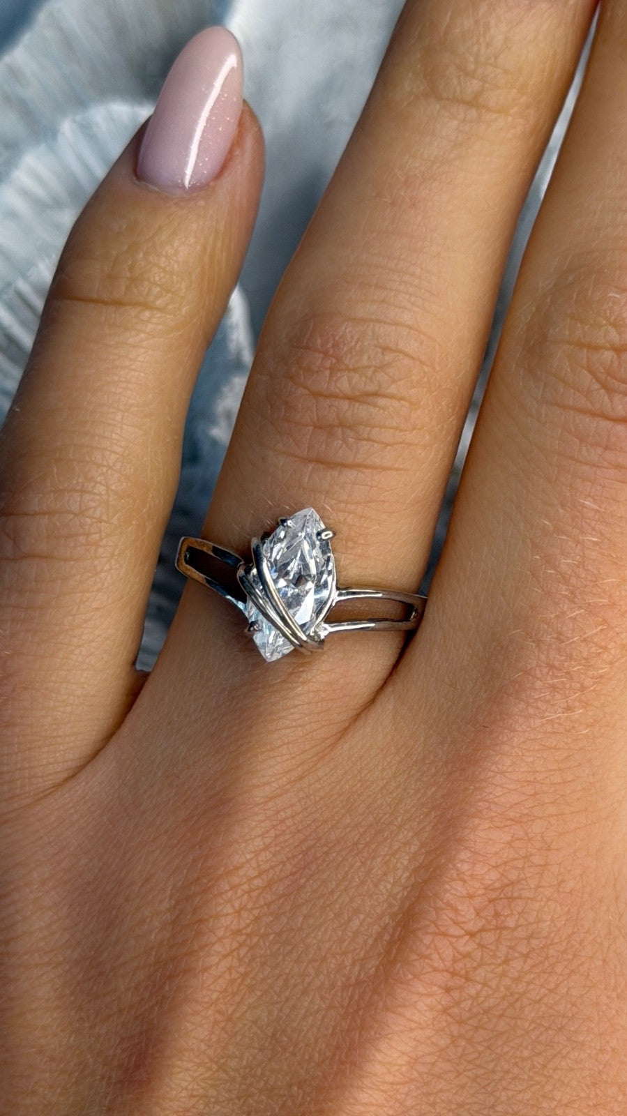 Elegant 925 Sterling Silver Cz Ring Size 8