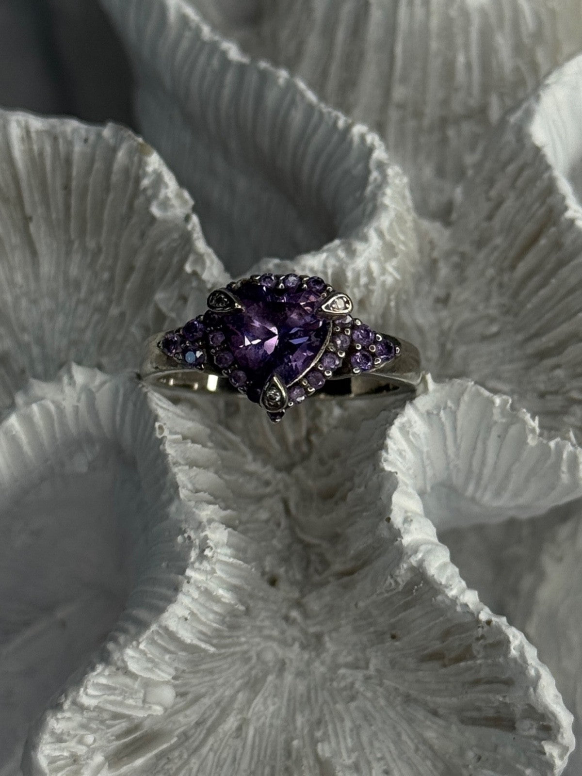 925 Sterling Silver Amethyst & Diamond Heart Ring Size 8.5