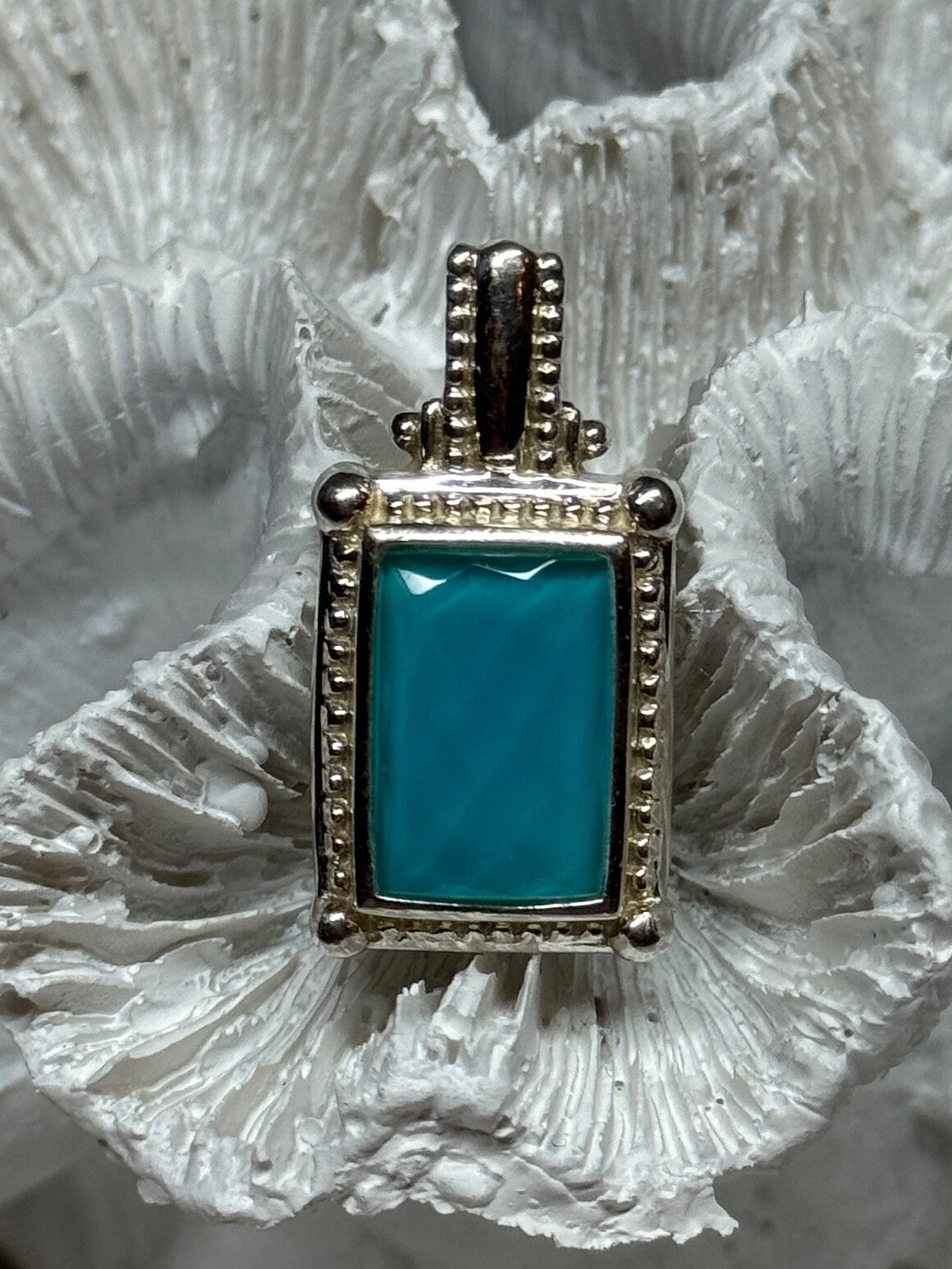 925 Sterling Silver Turquoise Pendant Length 1.3 Inch