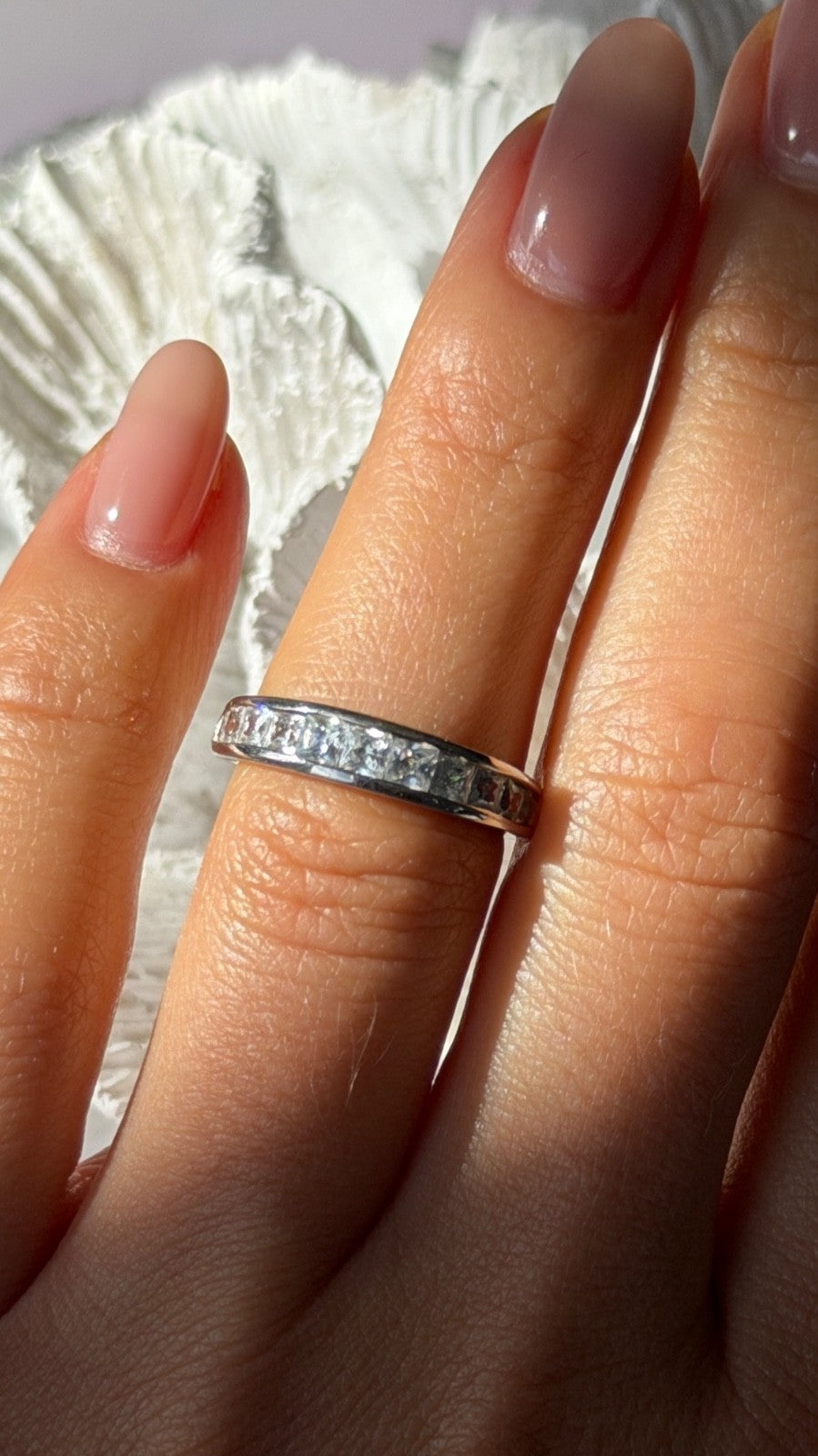 Shiny 925 Sterling Silver Cz Ring Size 6