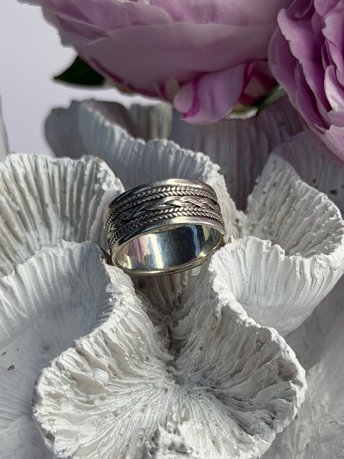925 Sterling Silver Band Ring Size 6.5