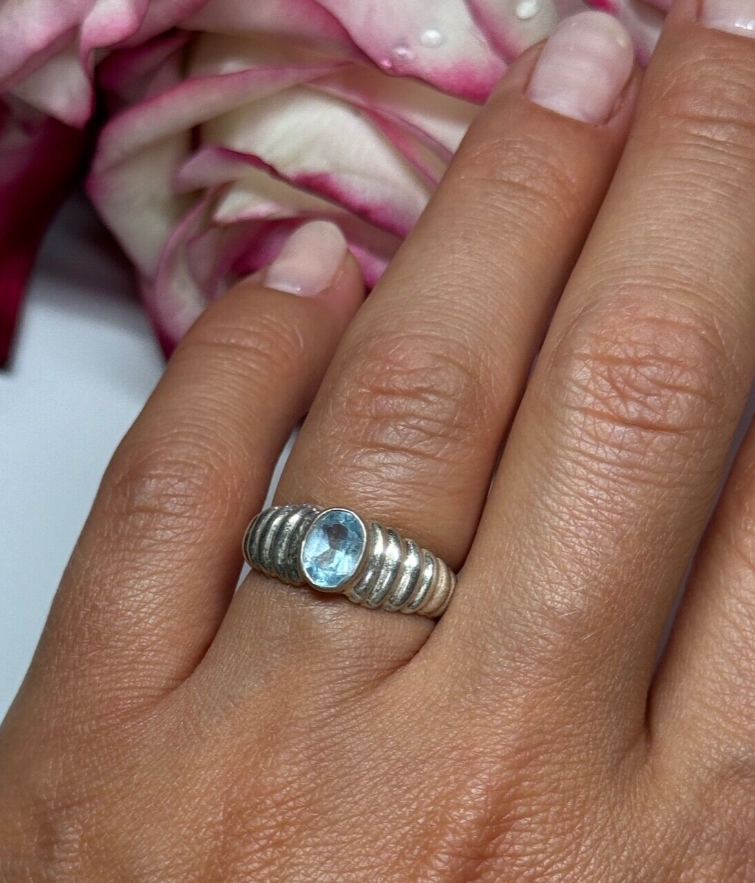 925 Sterling Silver Topaz Ring Size 6
