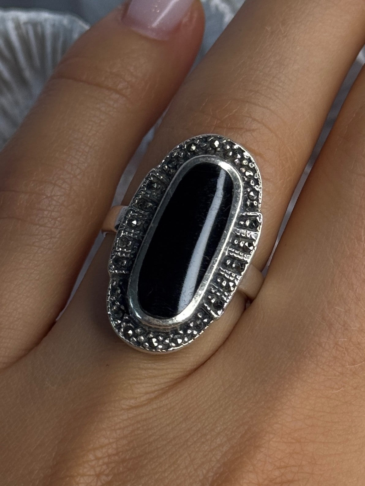 Vintage 925 Sterling Silver Onyx & Marcasite Ring Size 6.5