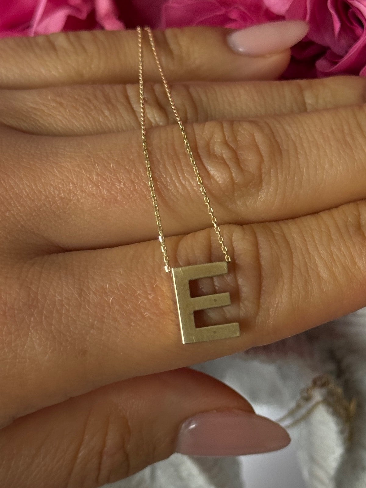 14K 585 Yellow Gold Letter E Necklace Length 17.5/16.5 inch