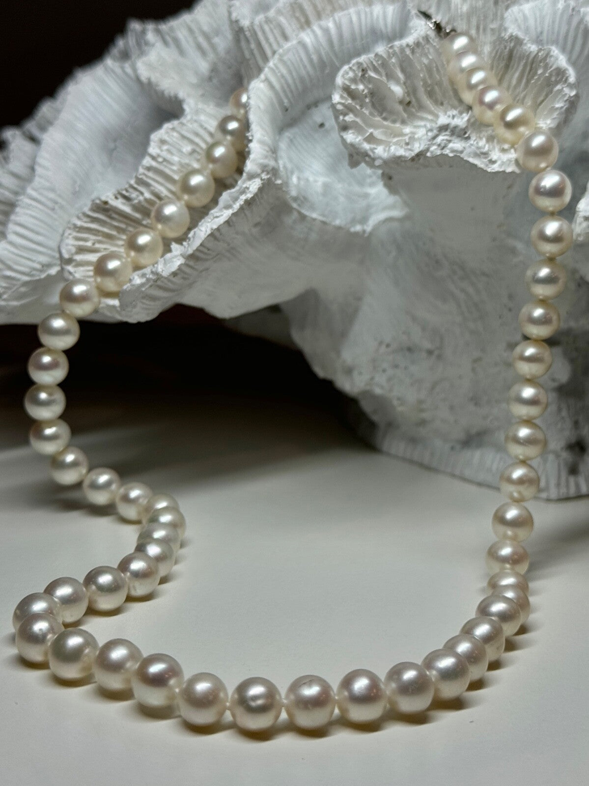 14K White Gold Clasp Fresh Water Pearl Necklace 18 Inch