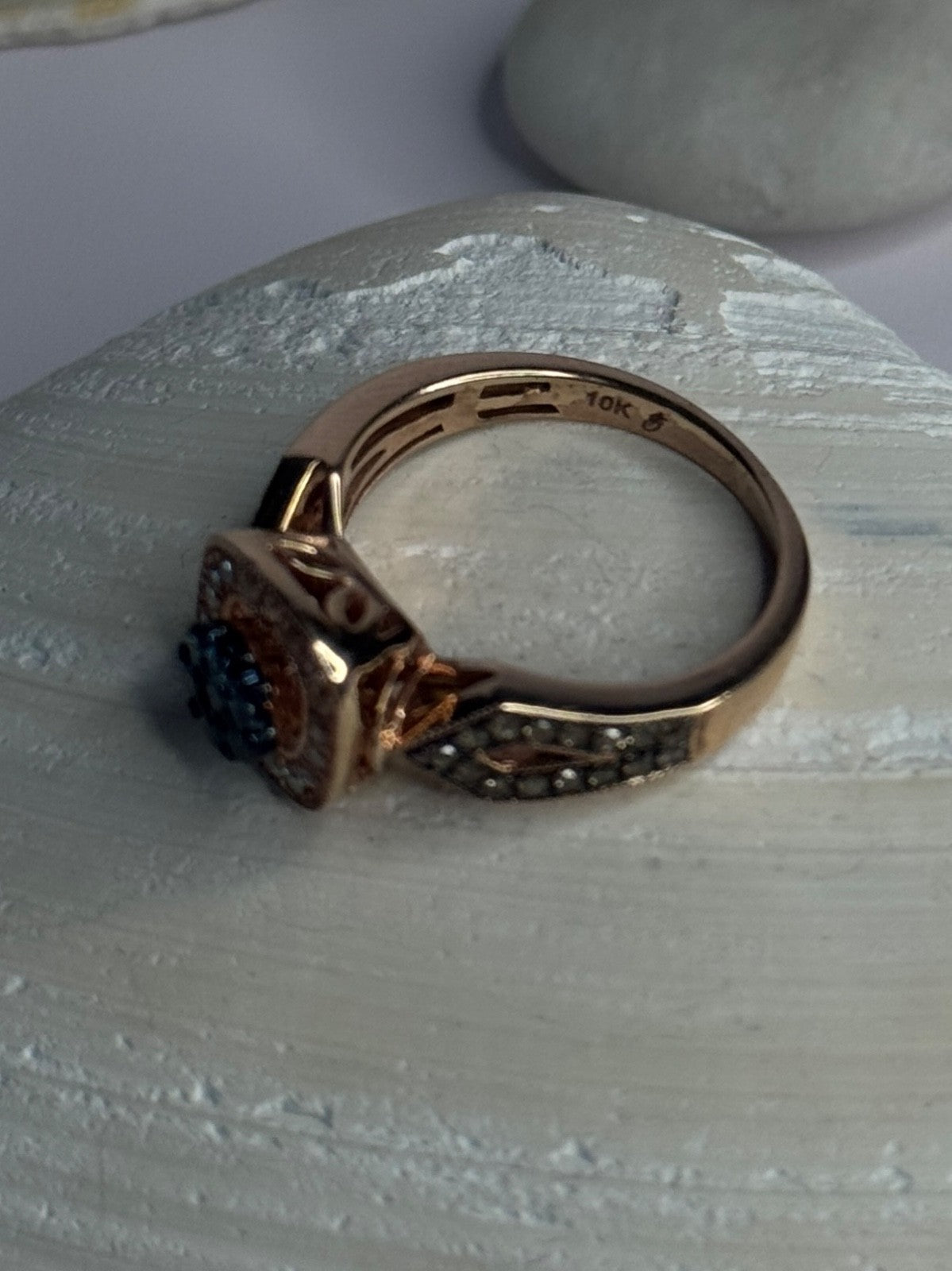 10K Rose Gold 0.5 Carat Clear & Teal Blue Dimond Ring Size 6