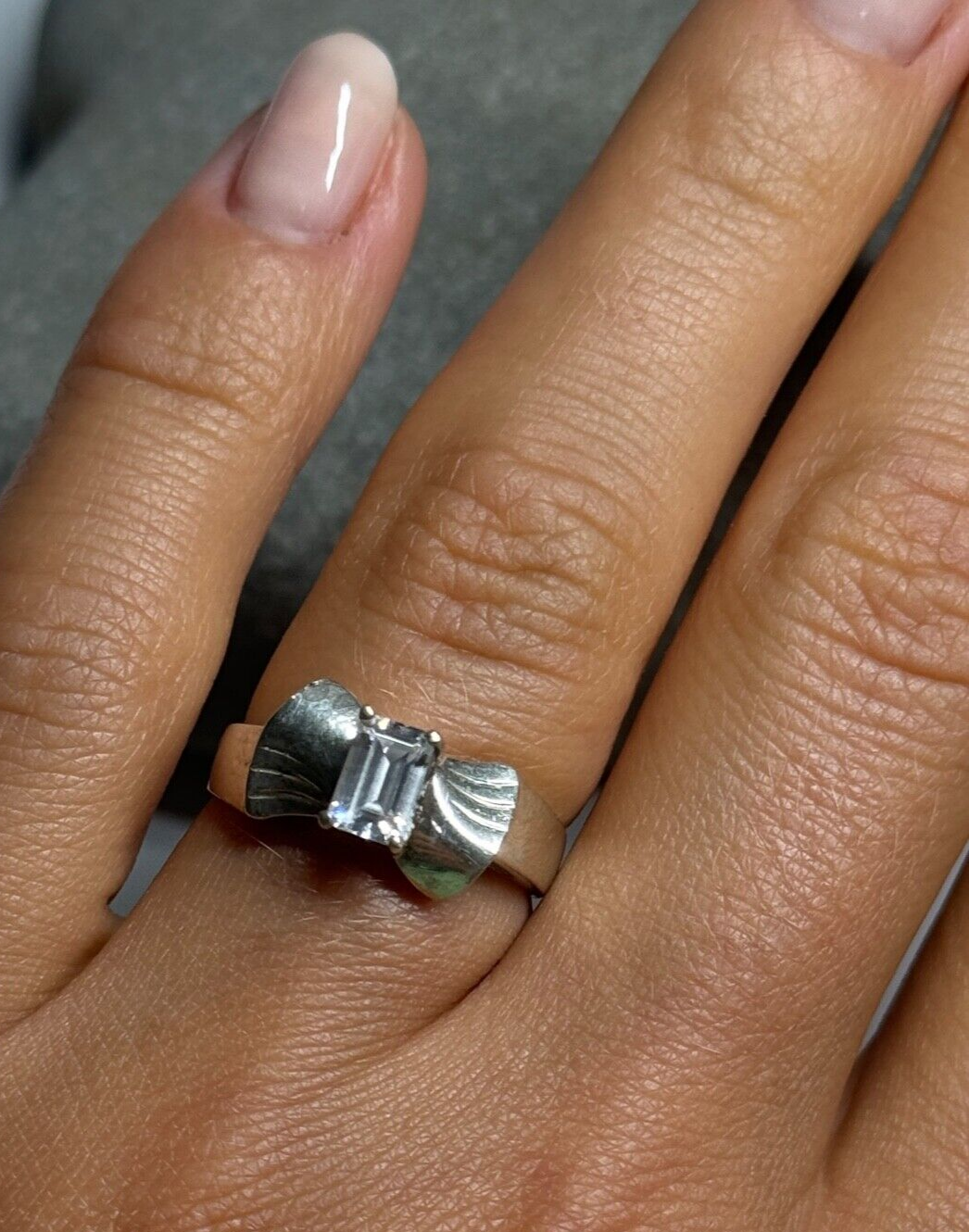 925 Sterling Silver Beryl Bow Ring Size 6