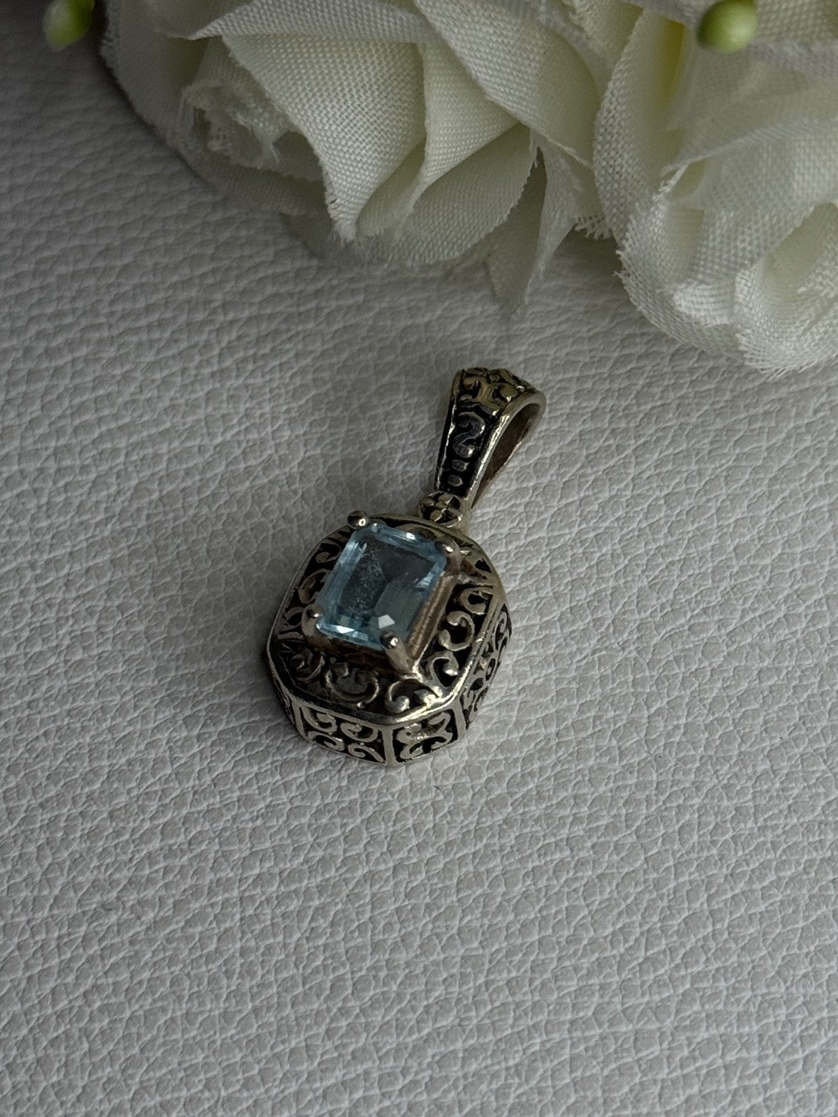 925 Sterling Silver Blue Topaz Pendant Length 1 Inch