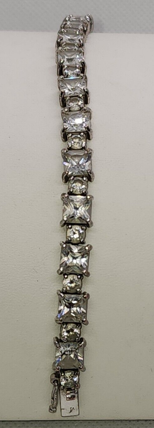 925 Sterling Silver Quartz Bracelet Size 7 IN