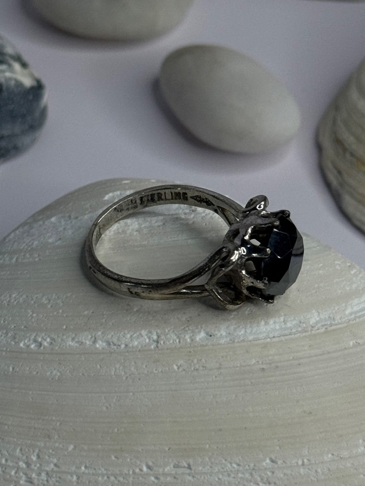 Vintage 925 Sterling Silver Hematite Ring Size 6