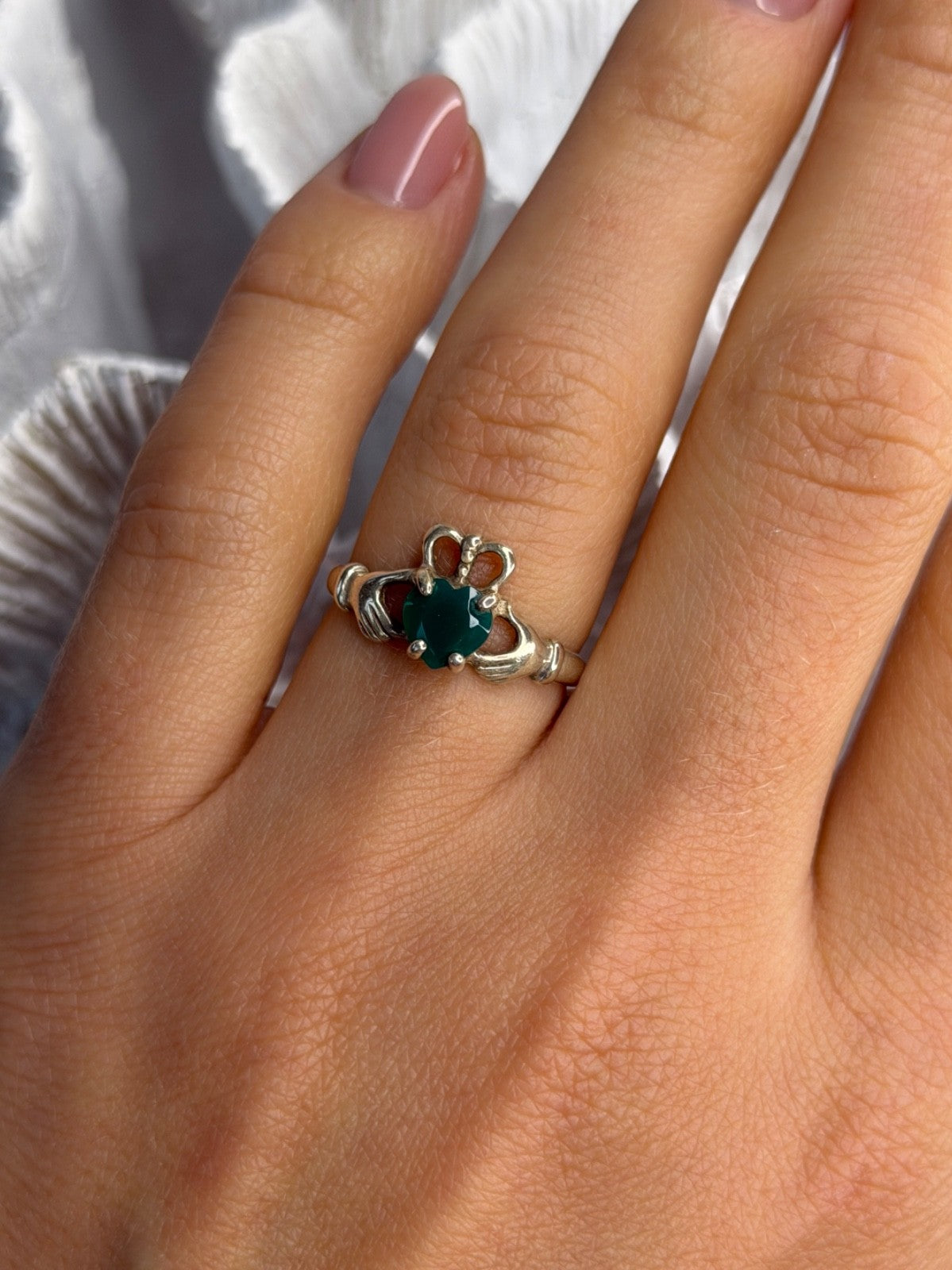 925 Sterling Silver Emerald Heart Ring Size 7