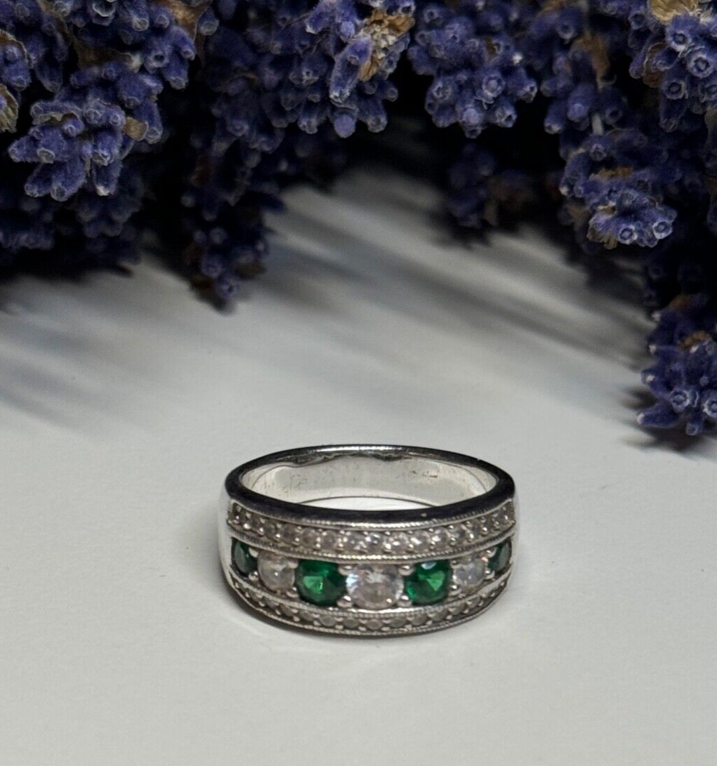 925 Sterling Silver CZ Ring Size 8