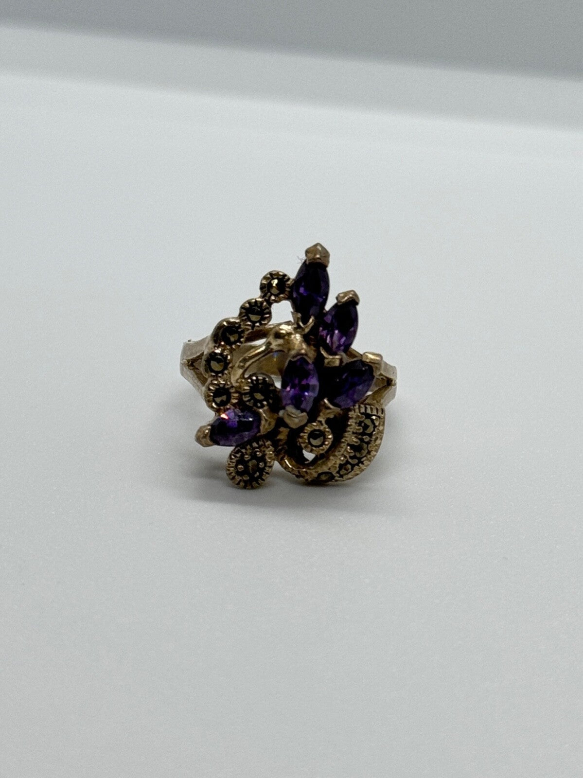 925 Sterling Silver Amethyst & Marcasite Ring Size 6