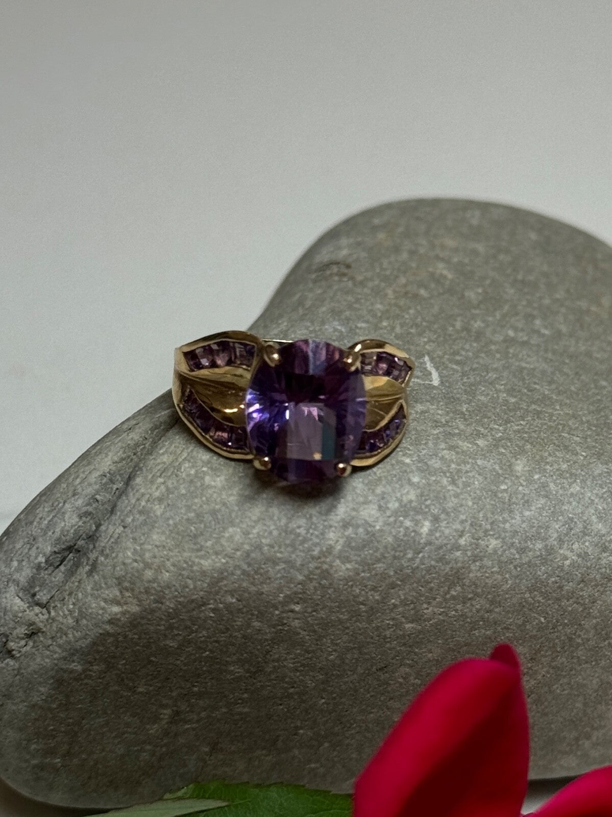 10K Yellow Gold Amethyst Ring Size 7