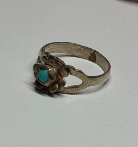 925 STERLING SILVER TURQUOISE RING SIZE 6