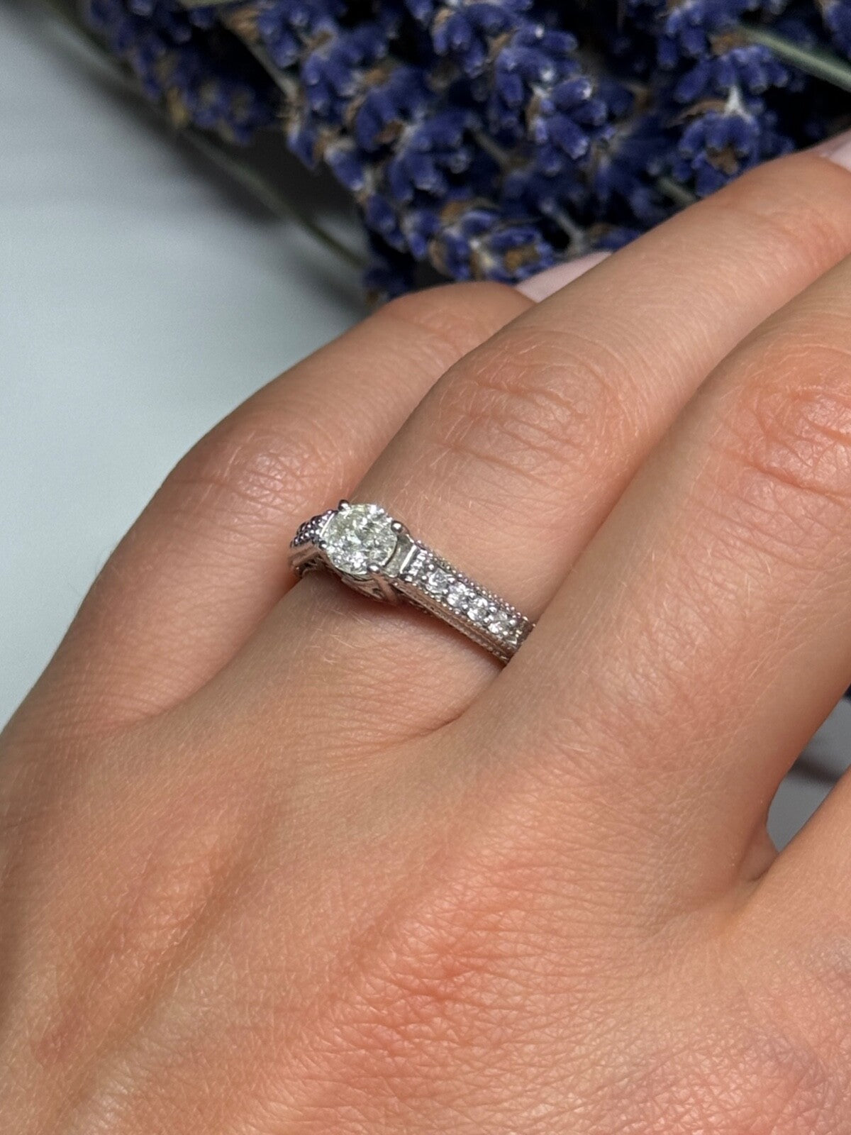 10K White Gold Ring Sapphire Size 6.5