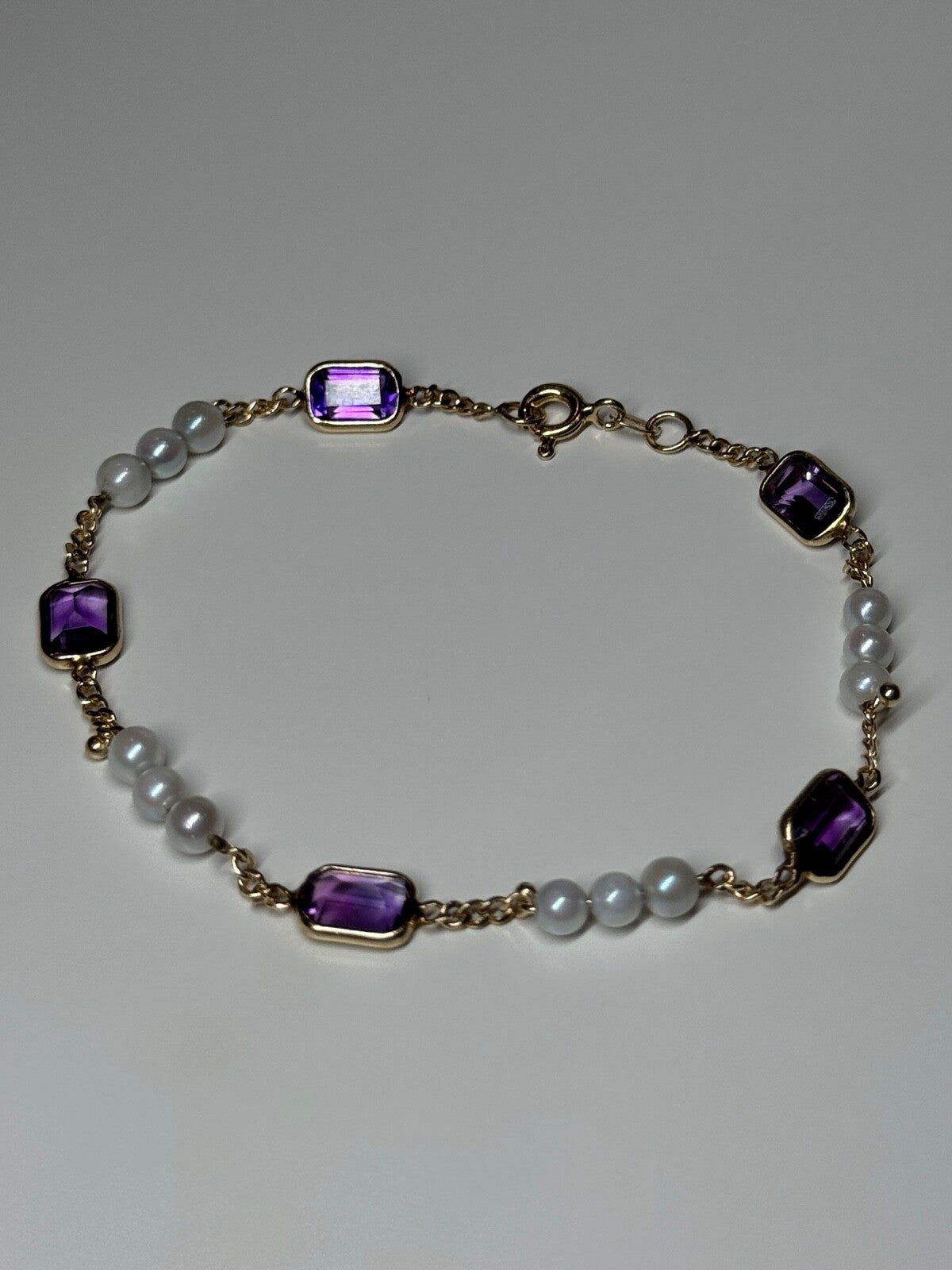 14K Yellow Gold Amethyst & Pearls Bracelet Length 7
