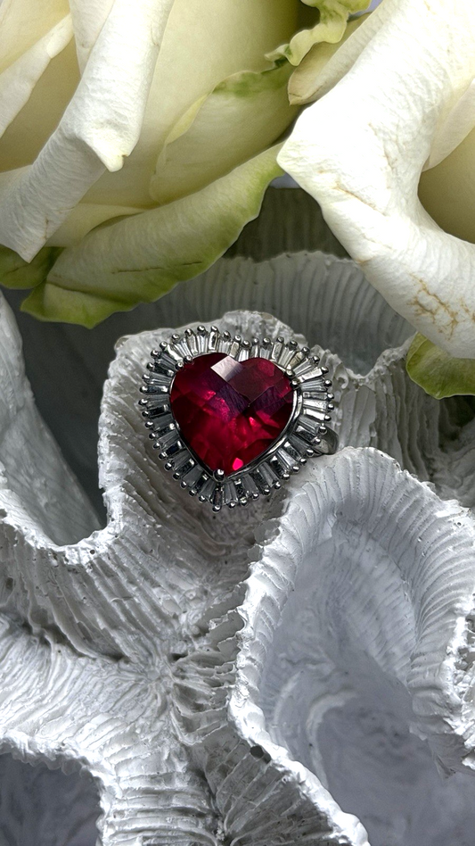 Romantic Heart 925 Sterling Silver Pink & Colorless Spinel Ring Size 7