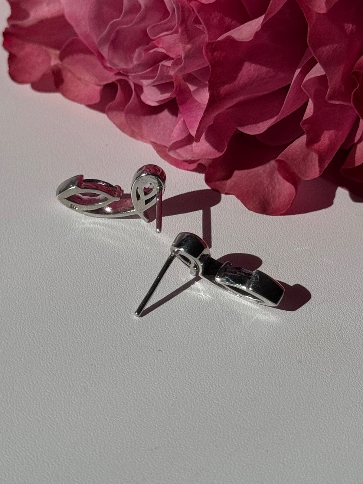 925 Sterling Silver Amethyst & Topaz Earrings Length 0.70 Inch