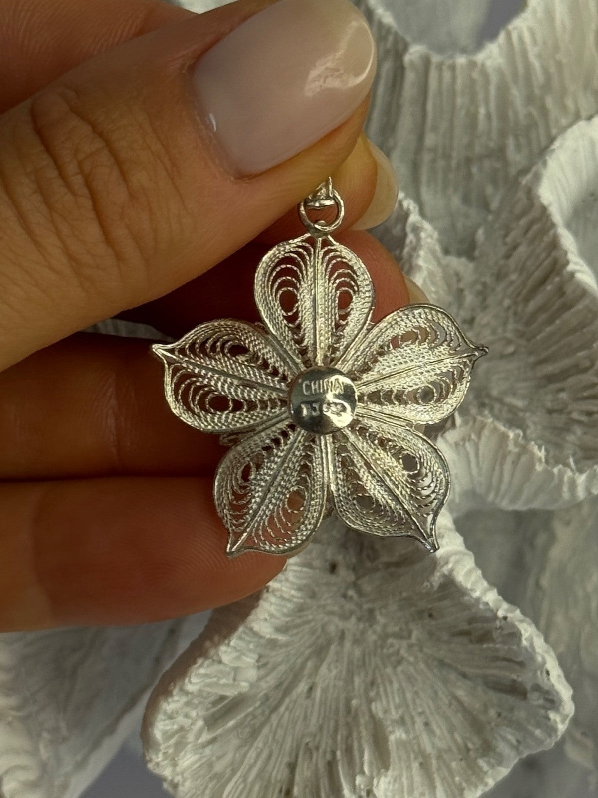 925 Sterling Silver Flower Pendant Length 1.50 Inch