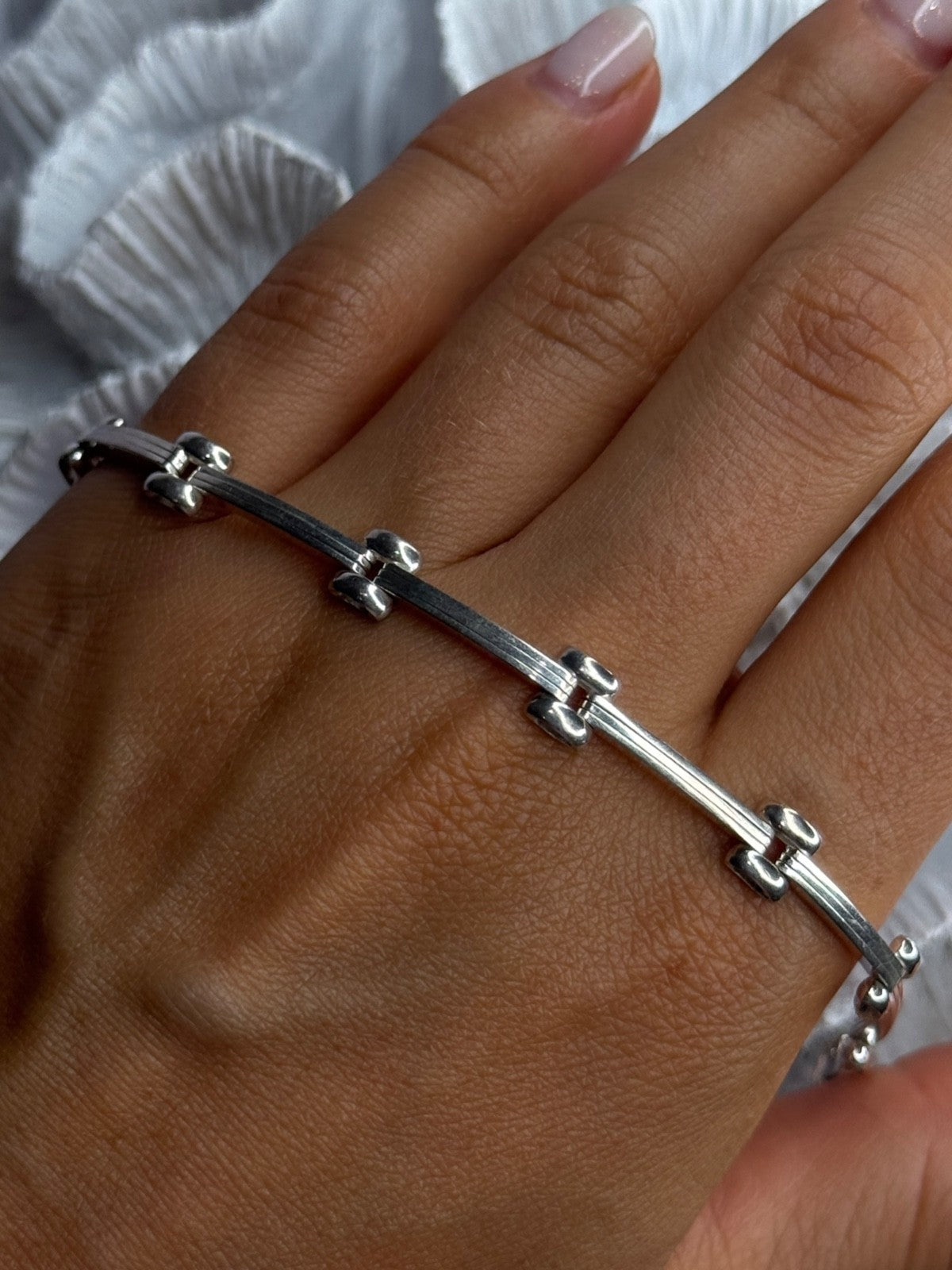 Elegant Italy 925 Sterling Silver Bracelet Length 7