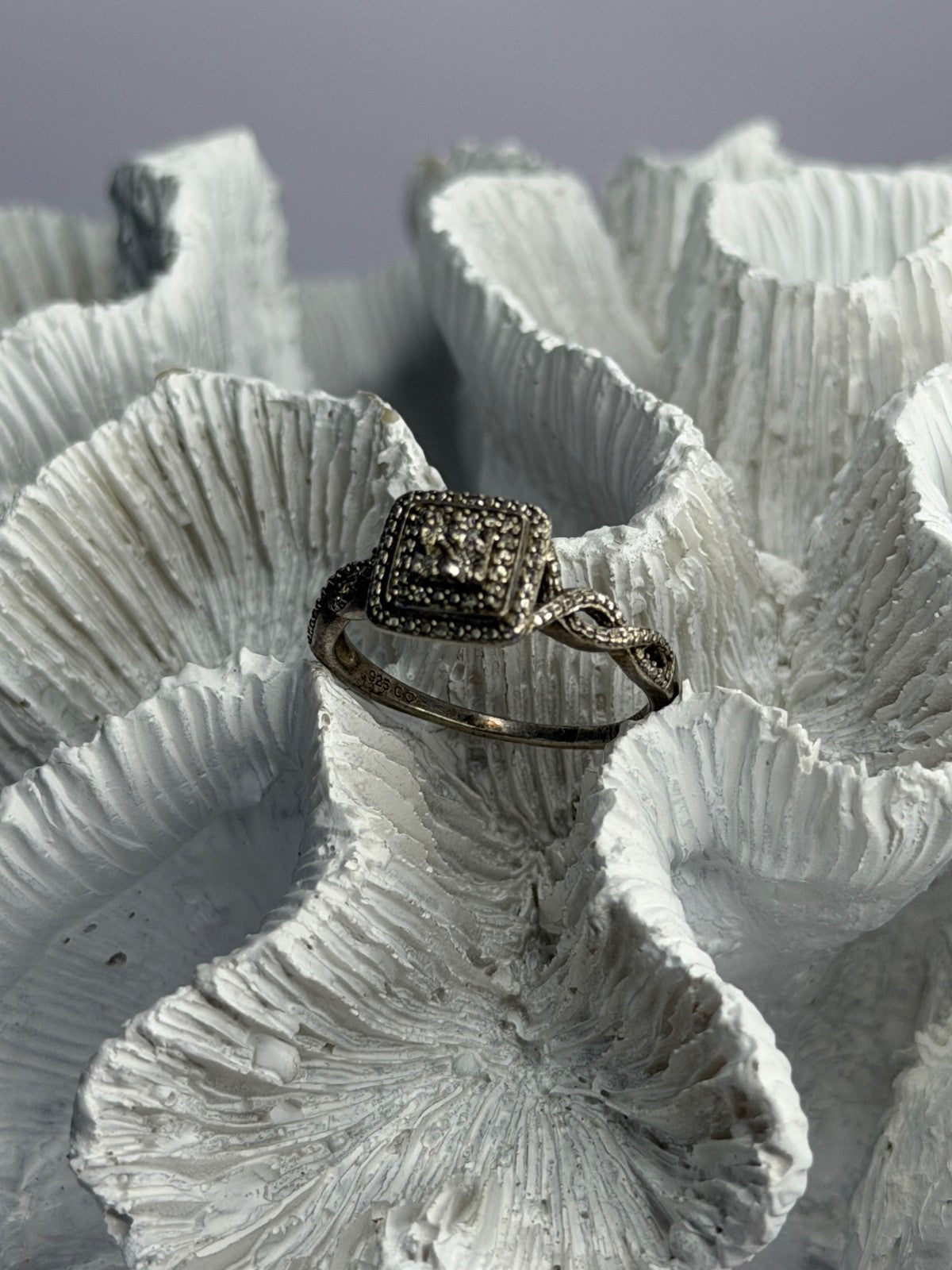 925 Sterling Silver White Sapphire Ring Size 9
