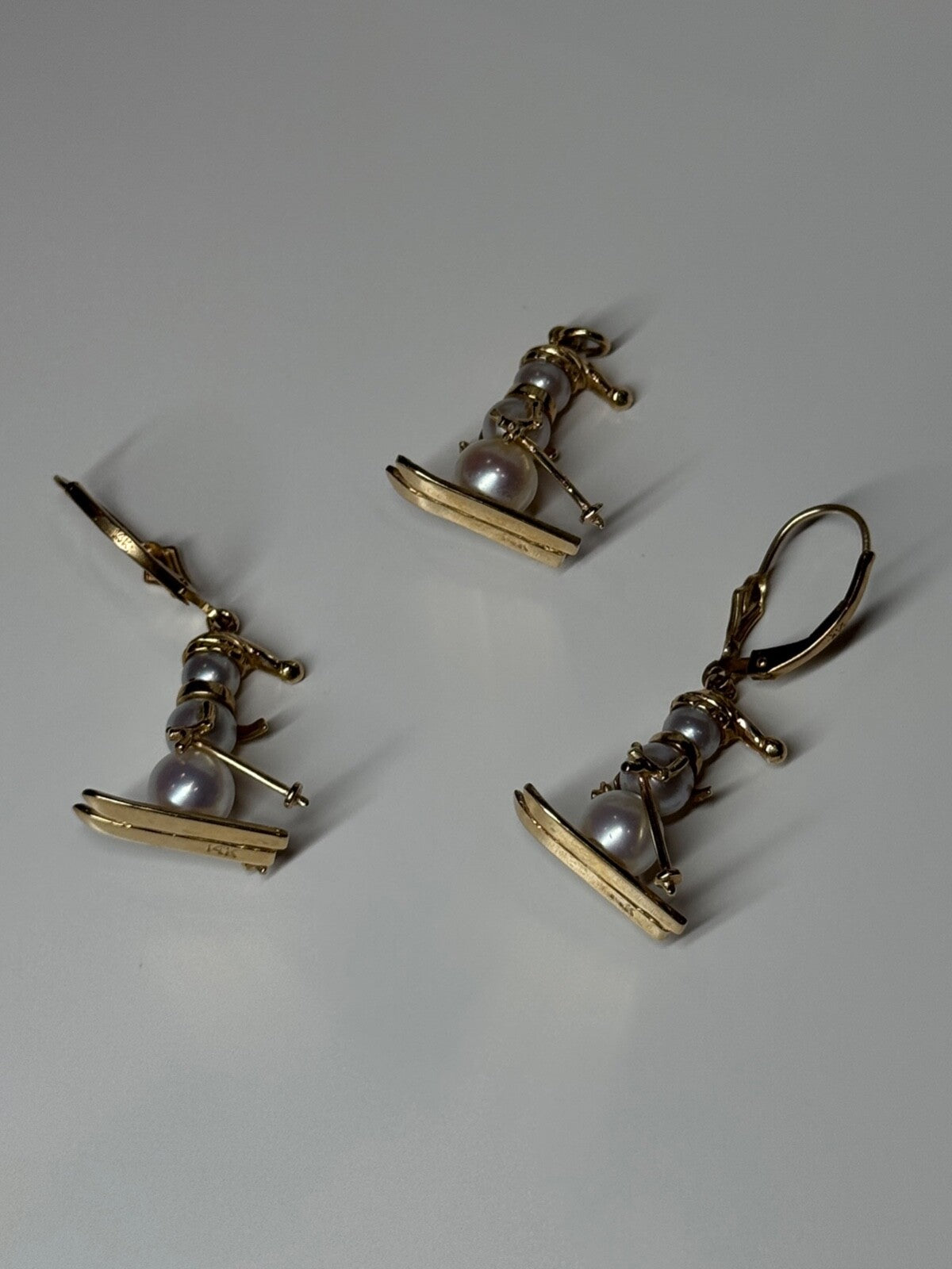 14K Yellow Gold Pearls Earrings & Pendant Skiing Snowmens ON Skis