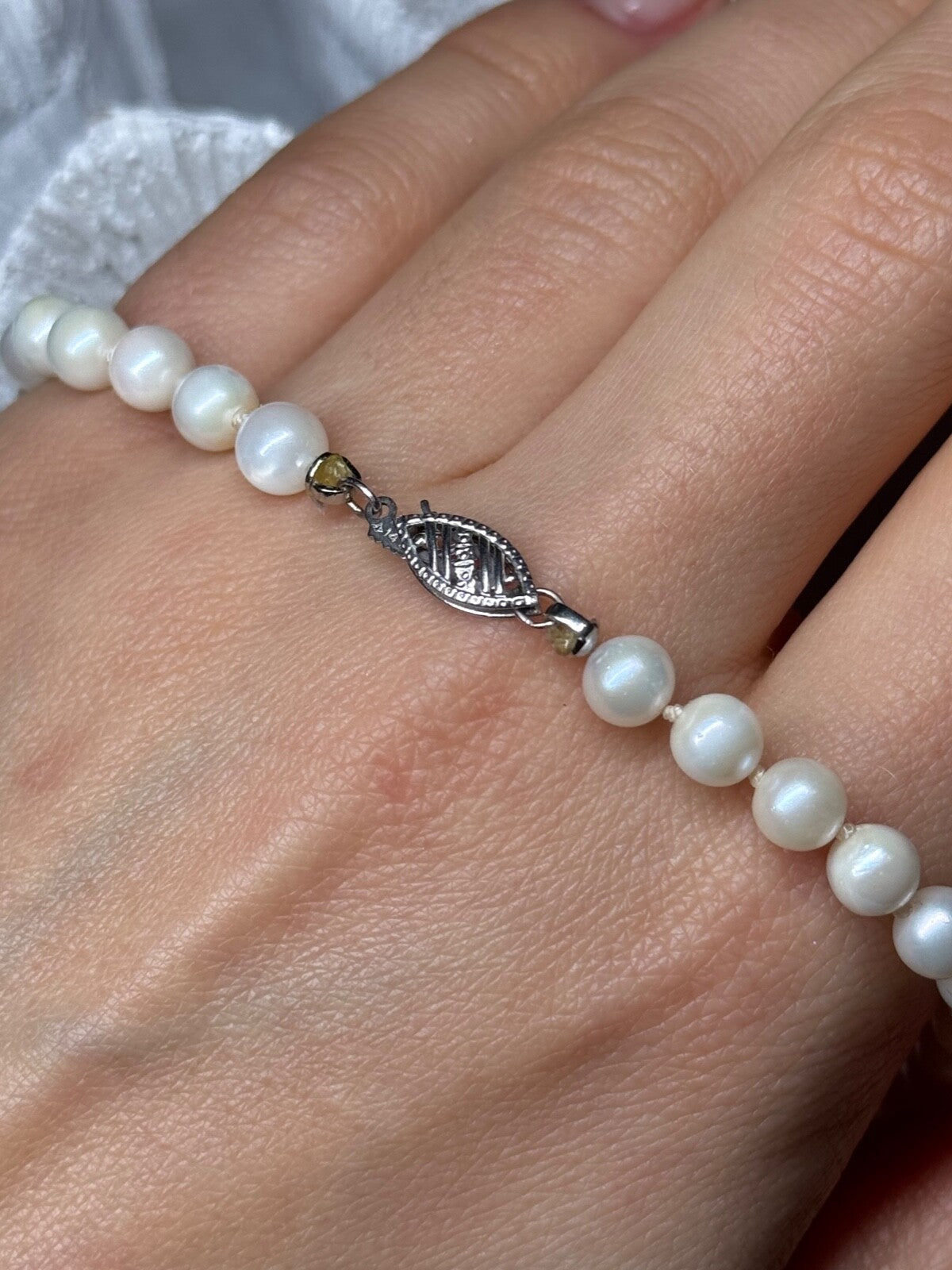 14K White Gold Pearl Necklace Length 23 Inch